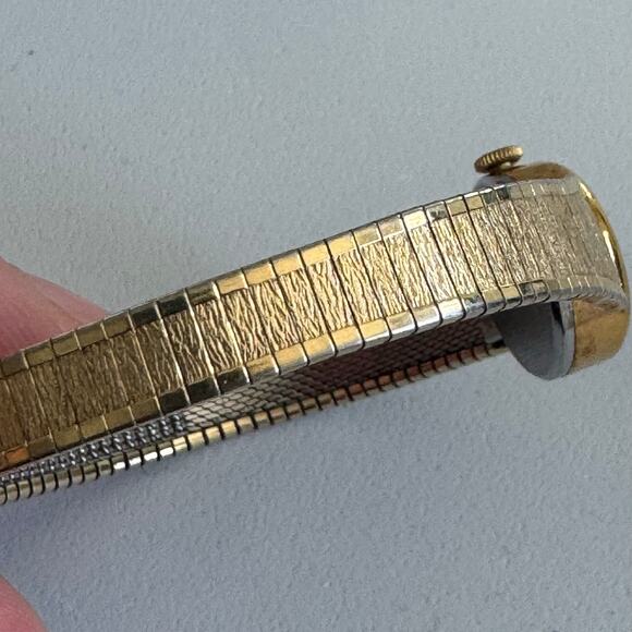 Vintage Longines Gold watch - Picture 2 of 7